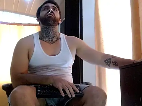 aronmiller404 Pertunjukan Webcam
