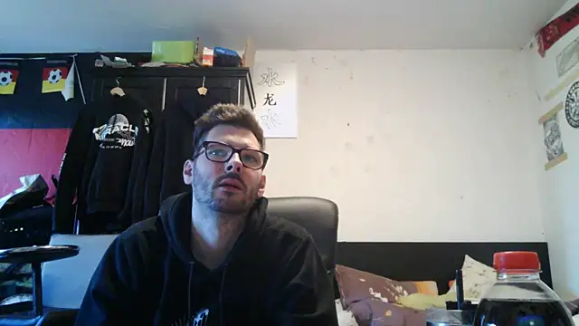 Show de Die-geile-Sau na webcam