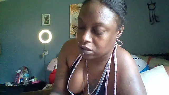 msdeedee's Webcam Show