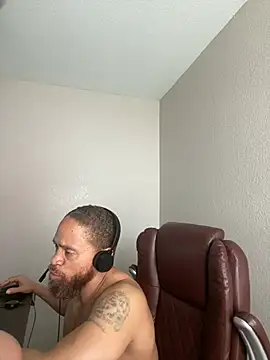 Chatroom XXX en direct de Fathero1time