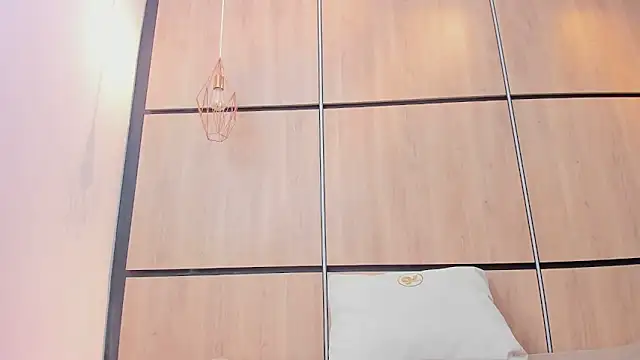 ikia_lopez_ élő XXX-chatje