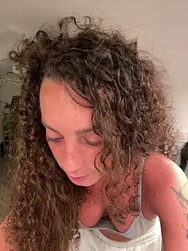 Martyca_Beee's Webcam Show