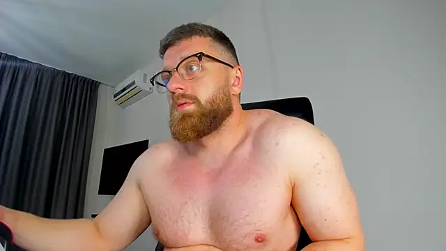 Chatroom XXX en direct de Findom_guy