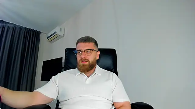 Онлайн чат XXX Findom_guy