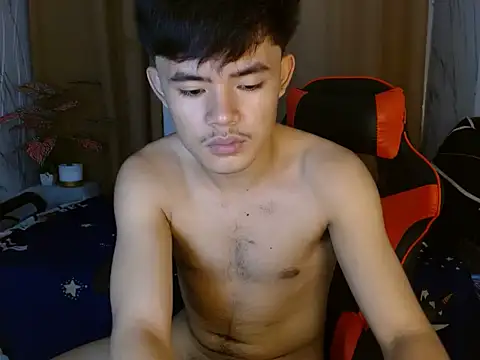 عرض كام YourNaughtyTwink_69