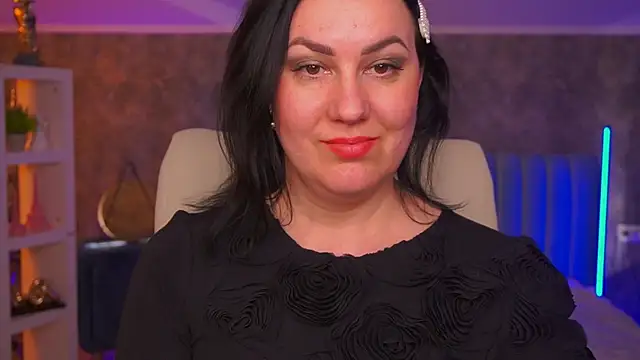دردشة VelvetLuck الجنسية المباشرة