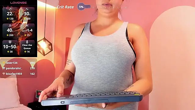 ValeryBoobs1 网络视讯表演