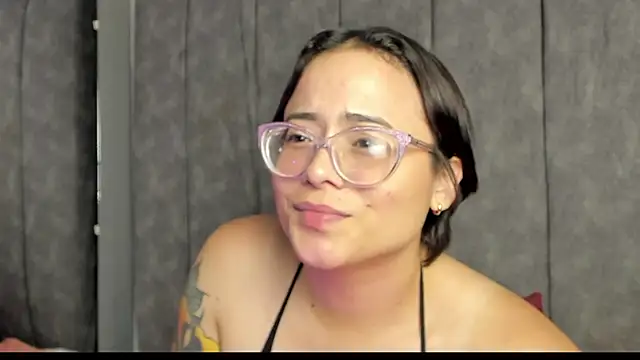 Chatroom XXX en direct de kiara78sweet