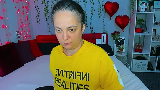 DarlingMilf's Webcam Show