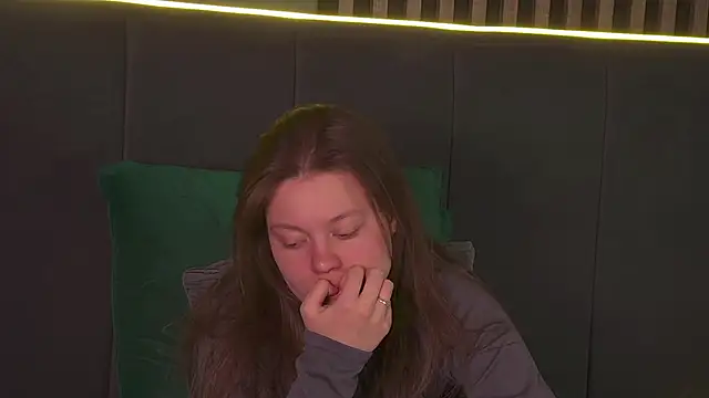 SaraFranklins' Webcam Show