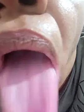 violetpolo's Webcam Show