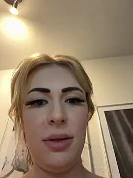 SelinaGalinsky6 live XXX chat