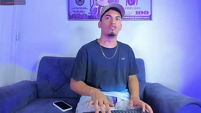 Czat XXX na żywo – Ares_DAMM