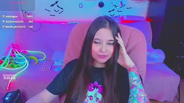 Lolisuccub's Webcam Show