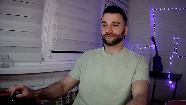 DaddySlava live XXX chat