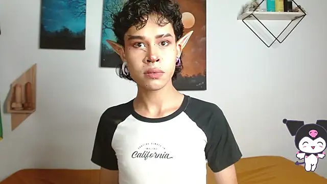 nicolai_a Pertunjukan Webcam