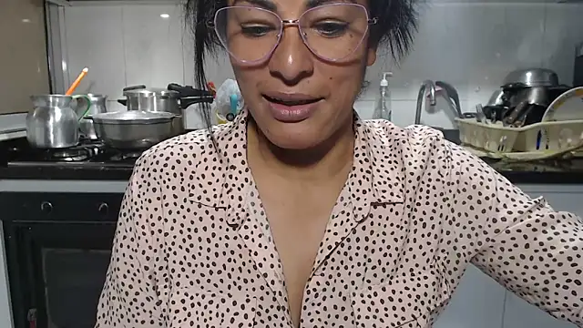 kateleyagrey live XXX chat