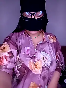 salma11125 Adlı Modelin Web Kamerası Şovu
