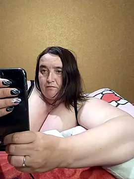 LiluHot – Live XXX-chat