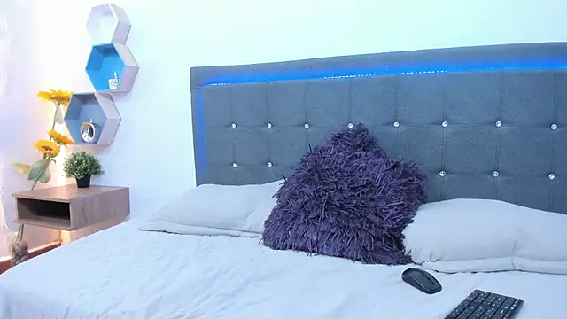 NatashaDiamond live XXX chat