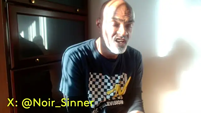 Chat XXX en directo de sinnernoir