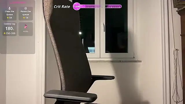 PorcoOmoStrip live XXX chat