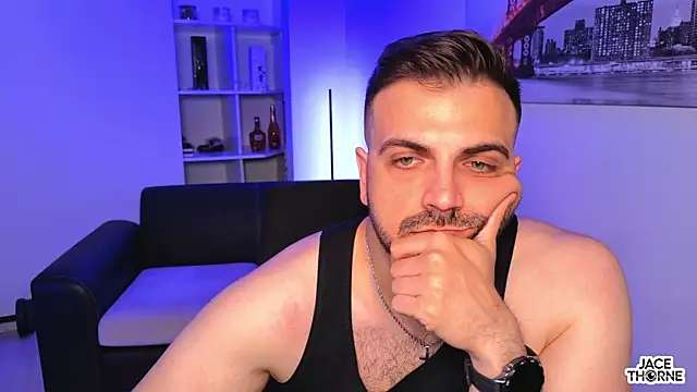 Jace_Thorne Adlı Modelin Canlı XXX Sohbeti