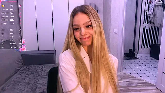 Mooniesiesita's Live XXX Chat