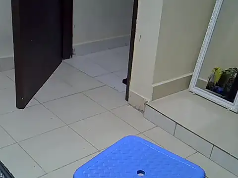 Sweet_veeb élő XXX-chatje