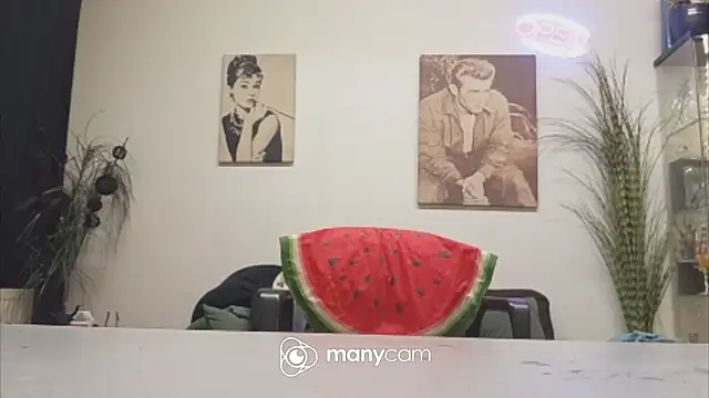 دردشة der_dino30 الجنسية المباشرة