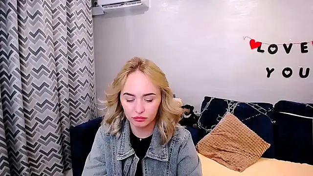 LiluMoon__ Live XXX-chat