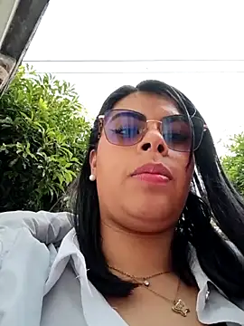 Chat XXX ao vivo de SOFIA-11_