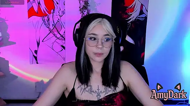 _AmyDark's Live XXX Chat