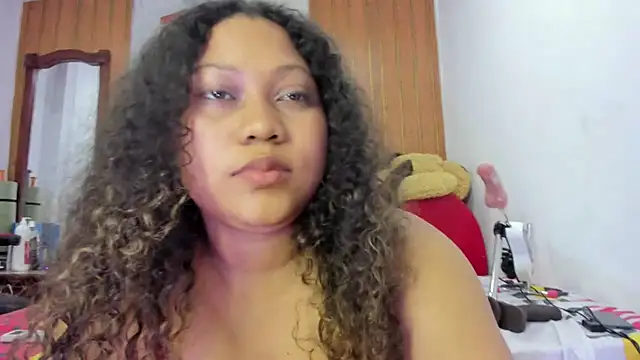 XXX chat uživo modela Lunastar02