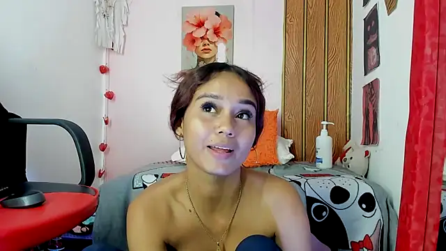 MarianaManzur's Live XXX Chat