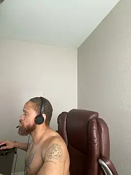 Fathero1time Live XXX-Chat