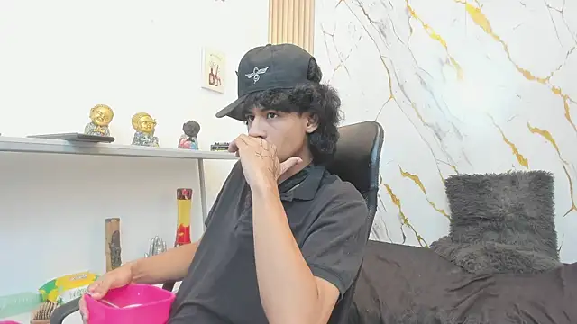 Chatroom XXX en direct de Zayn_Fox32