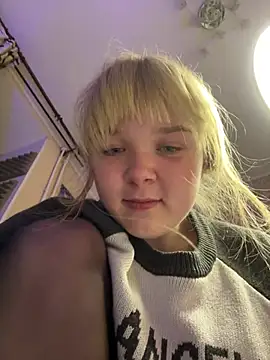 Emilly_Wills' Live XXX Chat