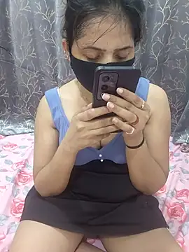 Aarti909090 Show in webcam