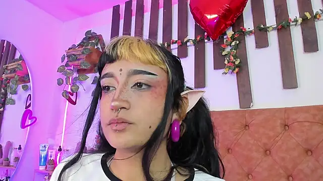 Czat XXX na żywo – MeowMota_