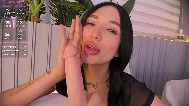 stephanymonroe Chat XXX in diretta