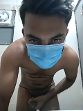 themasklover Chat XXX in diretta