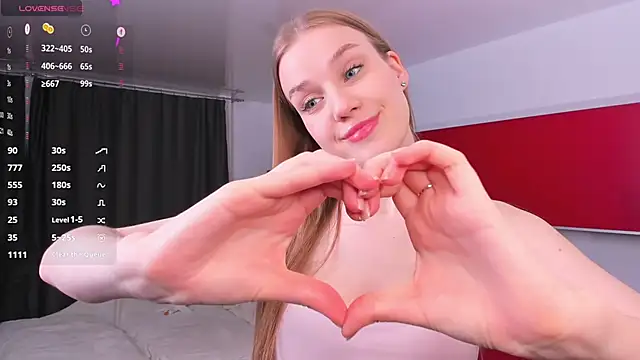 Chat +18 de OdellaFrake ao vivo