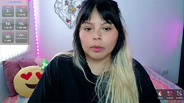EllieMoonX 现场XXX聊天