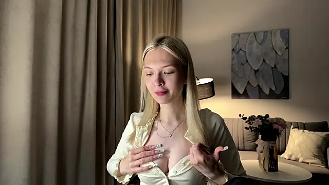 EvelineMolima live XXX chat