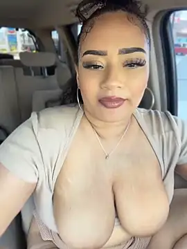 CarmelaAnthonyn Webbikameraesitys