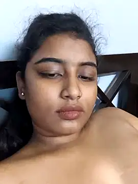 horny_tenager Adlı Modelin Canlı XXX Sohbeti