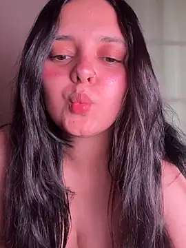 Chatroom XXX en direct de candicewest_