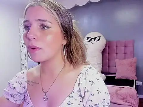 Sloppy_fox's Webcam Show