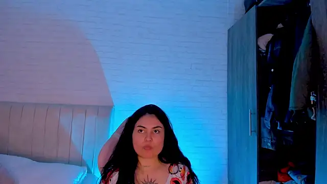 soytania's Live XXX Chat